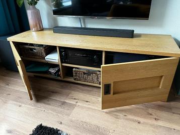 eiken TV-meubel (165,4 x 48,7 x 53 cm) met planken & deuren beschikbaar voor biedingen