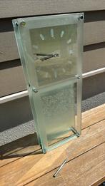 Hoogte 60 br24 cm en diep 10 cm Kieninger wand klok glas, Ophalen of Verzenden, Zo goed als nieuw