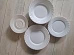 Compleet Borden Set - 30 Delig, Huis en Inrichting, Keuken | Servies, Keramiek, Ophalen of Verzenden, Zo goed als nieuw, Effen