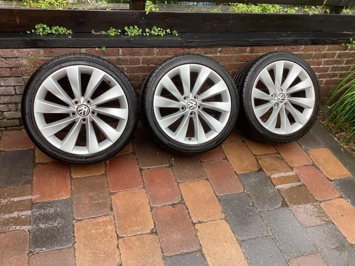 18 inch velgen origineel vw, Auto-onderdelen, Banden en Velgen, Velg(en), Zomerbanden, 18 inch, 235 mm, Personenwagen, Gebruikt