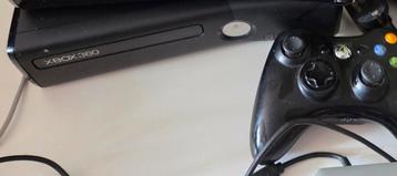 Xbox 360 met Controller beschikbaar voor biedingen