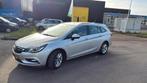 Opel Astra 1.6 Cdti 81KW Sports Tourer 2017 Grijs, Auto's, Voorwielaandrijving, 4 cilinders, Leder en Stof, Origineel Nederlands