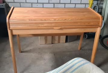 Zuiver Barbier Design bureau opknapper.  beschikbaar voor biedingen