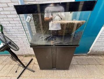 Ciano aquarium zwart met onderkast  beschikbaar voor biedingen