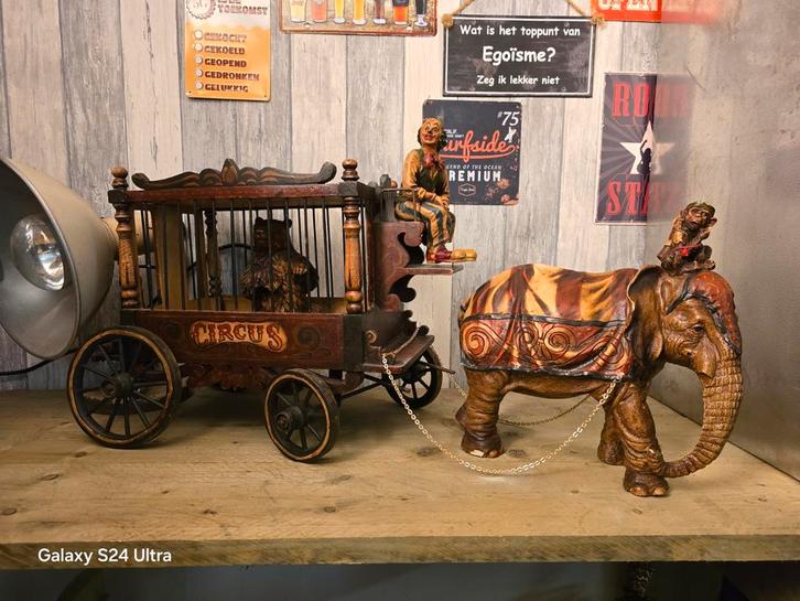 Circus Wagen met Olifant er voor zeer grote ., Antiek en Kunst, Antiek | Overige Antiek, Ophalen