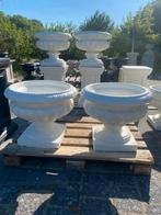 Sierlijke griekse betonnen bloempotten op betonnen zuilen, Huis en Inrichting, Woonaccessoires | Zuilen en Pilaren, Ophalen, Nieuw