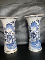 Twee antieke vazen Delfs blauw, Ophalen of Verzenden