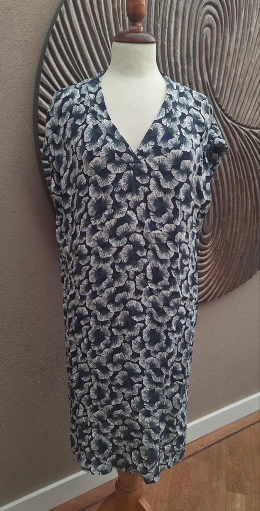 Prachtige jurk Sissy-Boy,  maat M, Kleding | Dames, Jurken, Zo goed als nieuw, Maat 38/40 (M), Blauw, Knielengte, Ophalen of Verzenden