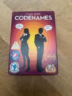Codenames - Spannend gezelschapsspel!, Drie of vier spelers, Ophalen of Verzenden, Zo goed als nieuw