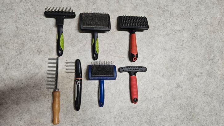 7x hondenborstel voor grote hond, Dieren en Toebehoren, Honden-accessoires, Gebruikt, Ophalen of Verzenden