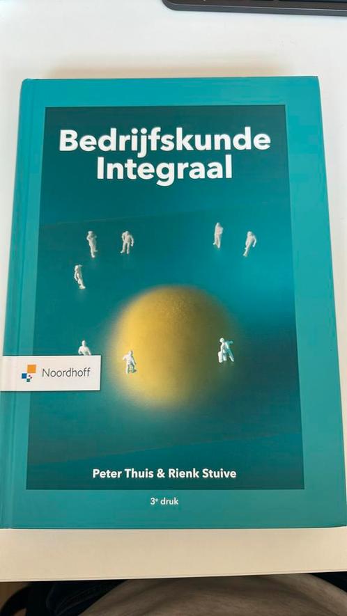 Rienk Stuive - Bedrijfskunde Integraal, Boeken, Schoolboeken, Zo goed als nieuw, Nederlands, Overige niveaus, Ophalen of Verzenden