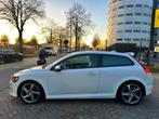 Volvo C30 1.6|R-DESIGN|AIRCO|CRUISE|XENON|HALFLEDER, Auto's, Volvo, Voorwielaandrijving, 1596 cc, 101 pk, Gebruikt
