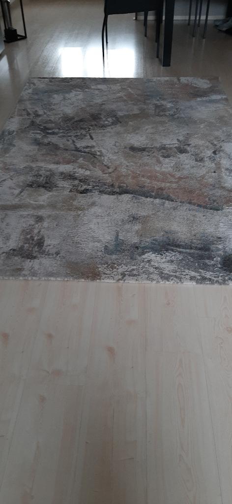 Modern Vloerkleed van Volero, Huis en Inrichting, Stoffering | Tapijten en Kleden, Zo goed als nieuw, 150 tot 200 cm, 200 cm of meer