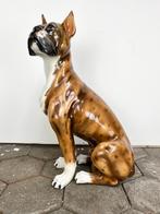 Keramiek porseleinen beeld van hond Boxer, 1970's, Antiek en Kunst, Ophalen of Verzenden