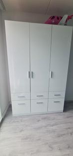 Hoogglans wit, kledingskast, Ophalen, 100 tot 150 cm, Zo goed als nieuw, 150 tot 200 cm