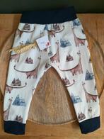 Nieuw handgemaakt tricot broekje • Maat 74/80, Kinderen en Baby's, Babykleding | Maat 74, Broekje, Nieuw, Ophalen of Verzenden