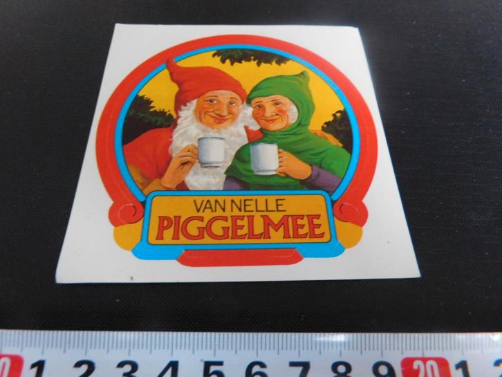 sticker van nelle piggelmee koffie kabouter dwerg, Verzamelen, Stickers, Zo goed als nieuw, Ophalen