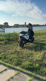 Iget 50 blok tekoop/ruilen tegenover zip 70cc blok, Fietsen en Brommers, Scooters | Piaggio, Ophalen, Maximaal 45 km/u, Zip, Zo goed als nieuw