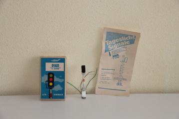 PIKO H0 - Lichtsignal LED rood / groen  beschikbaar voor biedingen