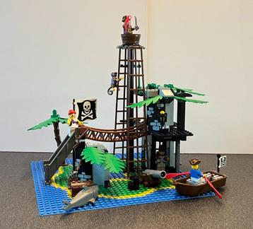 Lego Piraten no. 6270: Forbidden Island beschikbaar voor biedingen