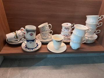 Vintage • kop & schotel • 14 paar • porselein beschikbaar voor biedingen