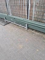 Bovenbuis  en palen, Ophalen of Verzenden, Zo goed als nieuw, IJzer