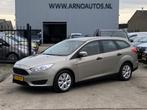 Ford FOCUS Wagon 1.0 Trend Edition, NIEUW MODEL 2015, AIRCO,, Auto's, Ford, Te koop, Geïmporteerd, Beige, Benzine