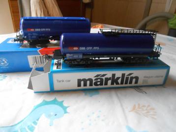 Märklin 4745 en Roco 46984,  Blauw , 4 assige ketelwagons beschikbaar voor biedingen