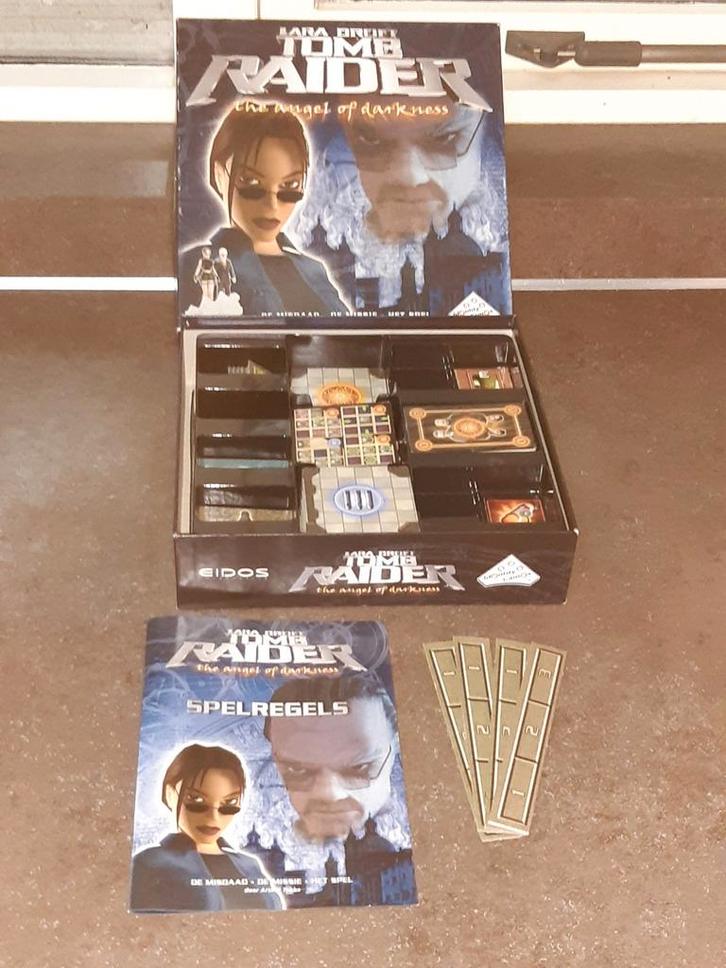 Lara Croft tomb raider splinternieuw, Hobby en Vrije tijd, Gezelschapsspellen | Bordspellen, Zo goed als nieuw, Ophalen of Verzenden