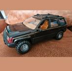 Jeep grand cherokee 4x4 1995 limited zwart.schaal 1;18, Hobby en Vrije tijd, Modelauto's | 1:18, Ophalen, Auto