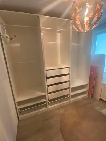 Ikea pax kast wit  beschikbaar voor biedingen