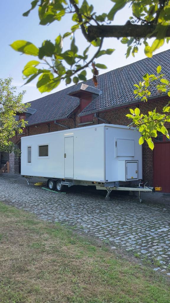 Mobiele Woonunit 4 Personen – Direct Beschikbaar, Zakelijke goederen, Machines en Bouw | Keten en Containers, Ophalen of Verzenden