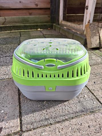 Vervoerskooi voor cavia of hamster beschikbaar voor biedingen