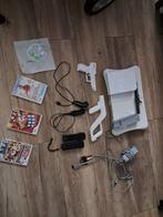 Nintendo Wii met toebehoren, Spelcomputers en Games, Ophalen of Verzenden, Gebruikt, Met 2 controllers