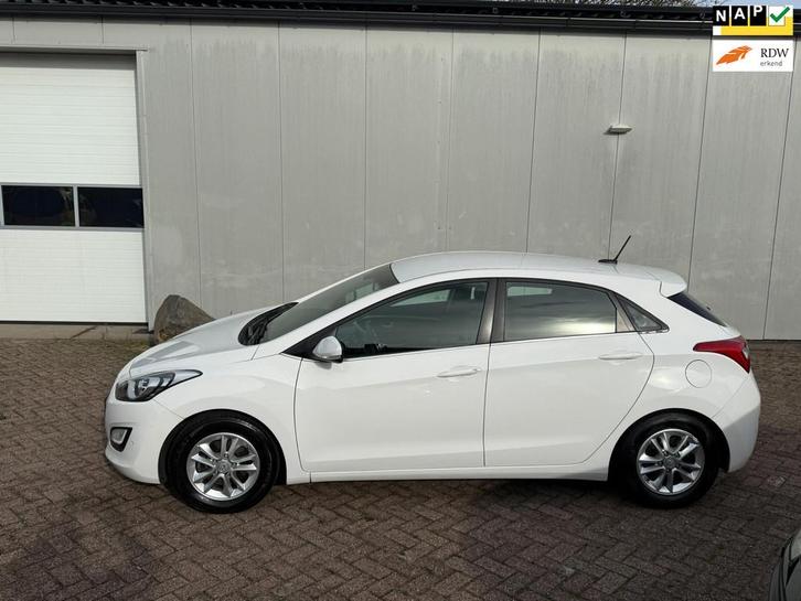 Hyundai I30 1.6 GDI Business Edition, Auto's, Hyundai, Bedrijf, Te koop, i30, ABS, Achteruitrijcamera, Airbags, Airconditioning