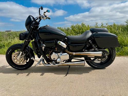 Honda magna vf 750 c bobber/chopper, Motoren, Motoren | Honda, Particulier, Chopper, meer dan 35 kW, 4 cilinders, Ophalen