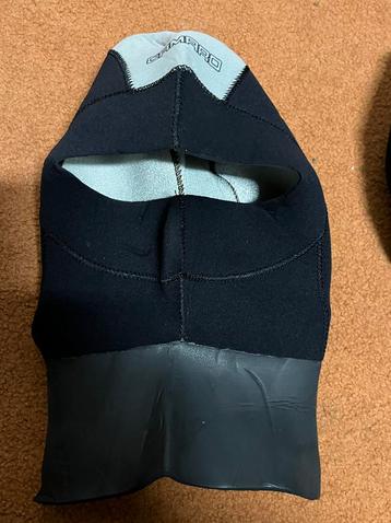 Camaro Duik Cap - Maat M - 5mm beschikbaar voor biedingen