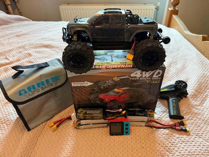 Rlaarlo rog1 1/14 scale 100km/h rc car met 5 lipo accu’s, Hobby en Vrije tijd, Modelbouw | Auto's en Voertuigen, Nieuw, Truck
