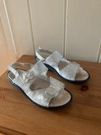 Aparte zilverkleurige leren sandalen van Remonte, maat 37, Sandalen of Muiltjes, Remonte, Zo goed als nieuw, Verzenden