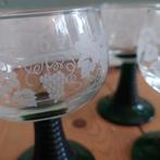 Lucky Vintage set van roemers op groene voet, Verzamelen, Glas en Borrelglaasjes, ., Overige typen, Ophalen of Verzenden, Zo goed als nieuw