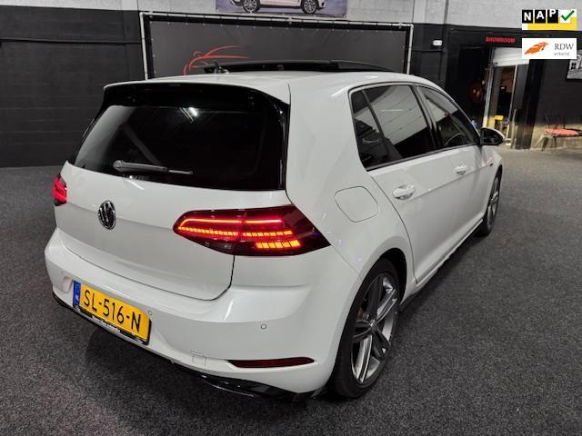 Volkswagen Golf 1.5 TSI Highline Business R, Auto's, Volkswagen, Bedrijf, Te koop, Golf, ABS, Achteruitrijcamera, Adaptive Cruise Control