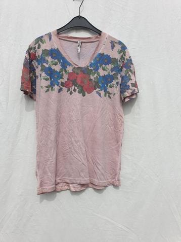 Leuk roze shirtje, bloemetjes decolette. Mt S Merk PureWhite beschikbaar voor biedingen