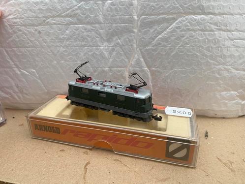 Arnold 2413 sbb re 4/4 cff ffs arnold rapido schaal N, Hobby en Vrije tijd, Modeltreinen | N-Spoor, Zo goed als nieuw, Locomotief