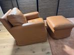 Flexform Cognac leren fauteuil met bijbehorende poef, Huis en Inrichting, Fauteuils, Ophalen, Zo goed als nieuw, 75 tot 100 cm