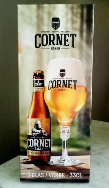 4 Nieuwe Cornet Bierglazen op Voet 33cl  beschikbaar voor biedingen