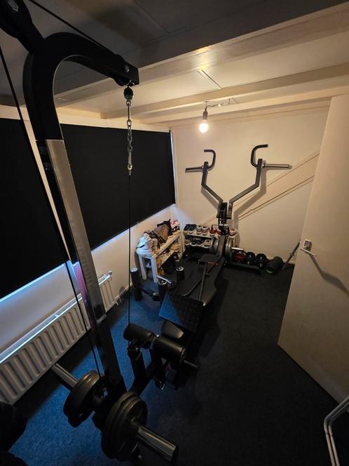 Thuis gym fitness apparaat, multibench, latt pull down, leg, Sport en Fitness, Fitnessapparatuur, Zo goed als nieuw, Krachtstation