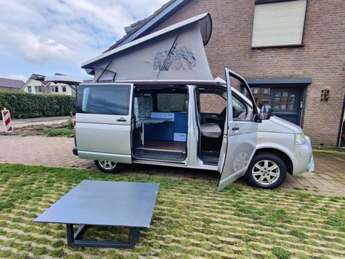 VW T5 buscamper met apk tot maart 2025, 215.000km, Caravans en Kamperen, Campers, Particulier, Bus-model, tot en met 4, Volkswagen