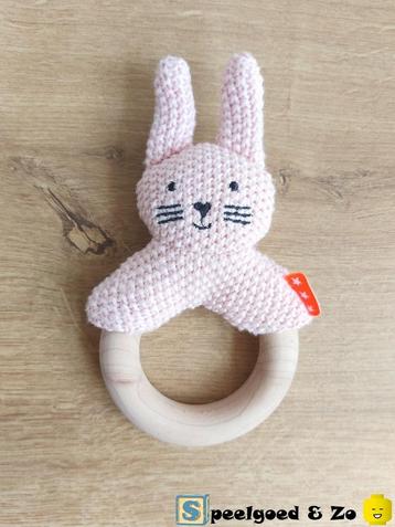 ZGAN | Hema houten bijtring met gebreid konijntje beschikbaar voor biedingen