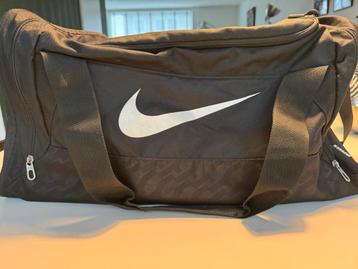 Nike Sporttas - Goede Staat beschikbaar voor biedingen