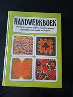 Handwerkboek - Borduren, Haken, Breien, Weven, Ophalen of Verzenden, Gelezen, Breien en Haken